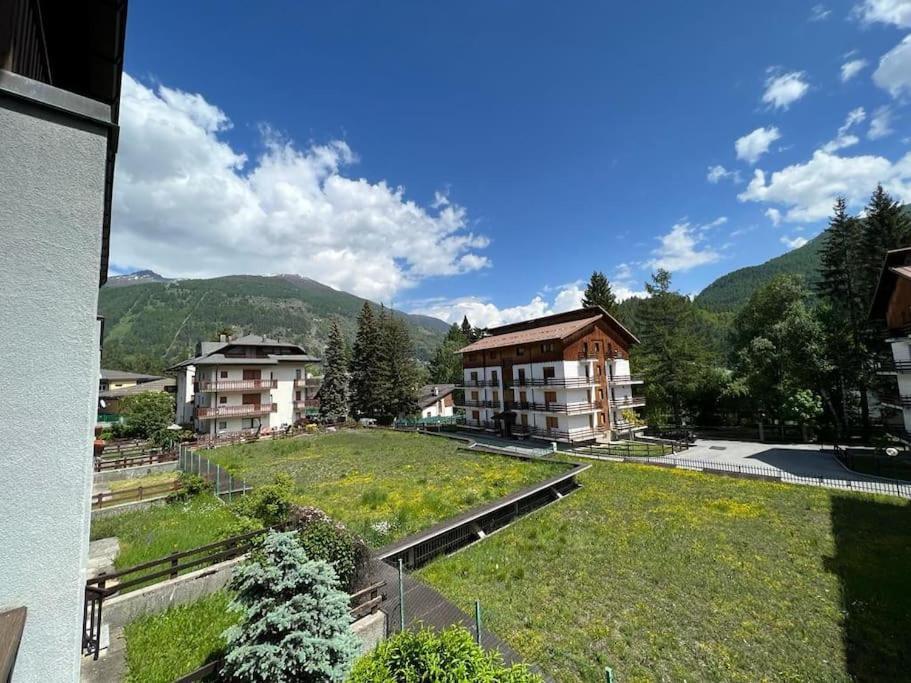 Relax In Montagna Apartment Bardonecchia Ngoại thất bức ảnh